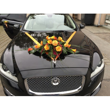 Искусственные цветы: wedding car decoration