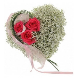 S008 FLOWER ARRANGEMENT HEART OS GYPS AND ROSE