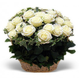 K007 FLOWER ARRANGEMENT WITH WITHE ROSES