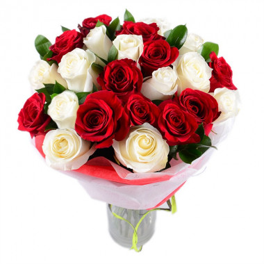 A108 BOUQUET OF RED AND WHITE ROSES