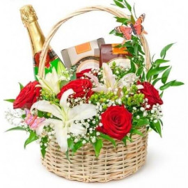 P1 BASKET WITH ROSES, LILY, PROSECCO, CANDY AND CHOKOLATE
