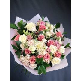 A037 MIXED BOUQUET WITH  ROSES